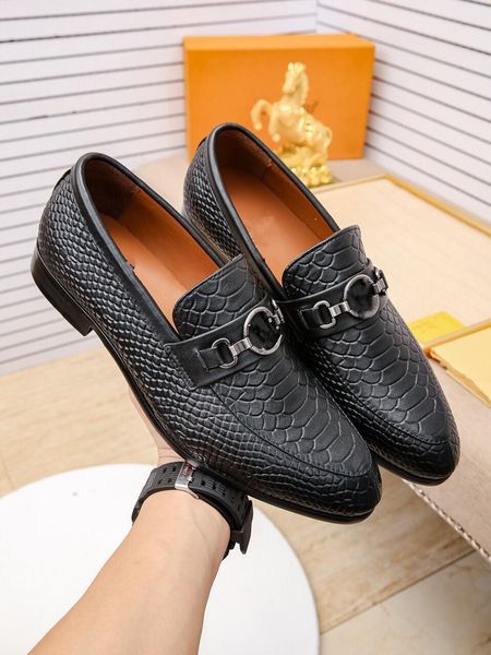 l1 new men brogue shoes bullock men luxury designer dress shoes man wedding shoes lace-up mixed color red/yellow 11, Black
l1 new men brogue shoes bullock men luxury designer dress shoes man wedding shoes lace-up mixed color red/yellow 11, Black