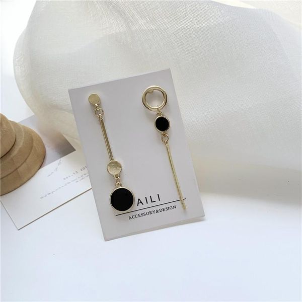 retro geometric asymmetric long earrings korea temperament contracted joker stud earrings female jewelry personality, Golden;silver
retro geometric asymmetric long earrings korea temperament contracted joker stud earrings female jewelry personality, Golden;silver