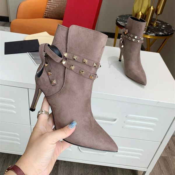 fashion luxury designer women shoes high heels designer shoes designer luxury women shoes 2020 new show style womens boots, Black
fashion luxury designer women shoes high heels designer shoes designer luxury women shoes 2020 new show style womens boots, Black