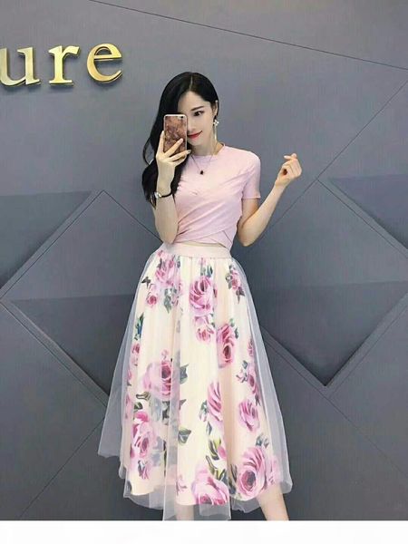 women irregular t shirt+mesh skirts suits bowknot solid vintage floral skirt sets elegant woman two piece set, Black;gray
women irregular t shirt+mesh skirts suits bowknot solid vintage floral skirt sets elegant woman two piece set, Black;gray