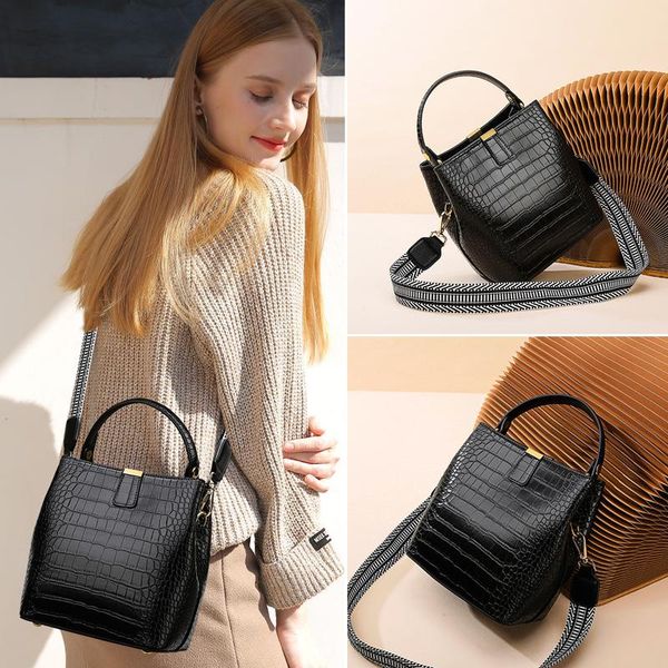crocodile pattern bucket women shoulder bag wide strap crossbody bags for women big capacity women's bag casual solid tote bags
crocodile pattern bucket women shoulder bag wide strap crossbody bags for women big capacity women's bag casual solid tote bags