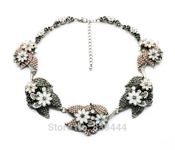 new dessin factory sales jewelry elegant lady big unique flower glass crystal jewelry chunky necklace, Golden;silver 
new dessin factory sales jewelry elegant lady big unique flower glass crystal jewelry chunky necklace, Golden;silver