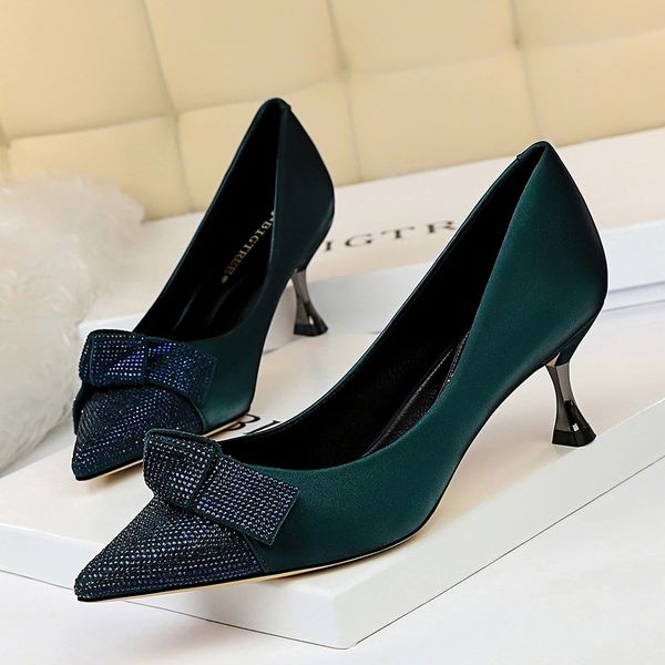 bigtree 2020 luxury rhinestone heels cat heel shoes pointed toe butterfly-konto pumps women shoes dress party ladies heels #5a83, Black
bigtree 2020 luxury rhinestone heels cat heel shoes pointed toe butterfly-konto pumps women shoes dress party ladies heels #5a83, Black