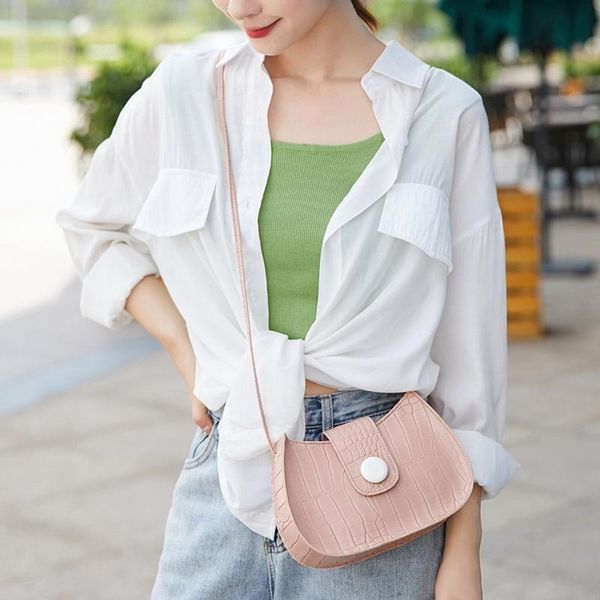 new crocodile print women's shoulder bag pu inclined shoulder bag with anti-theft buckle 2020 beautiful little party
new crocodile print women's shoulder bag pu inclined shoulder bag with anti-theft buckle 2020 beautiful little party