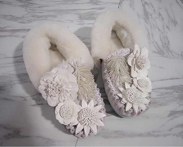 2020 and winter three-dimensional small white flower skin a flat pea shoes women's snow boots okpl, Black 
2020 and winter three-dimensional small white flower skin a flat pea shoes women's snow boots okpl, Black