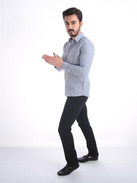 long-sleeve male gray straight shirt, White;black
long-sleeve male gray straight shirt, White;black