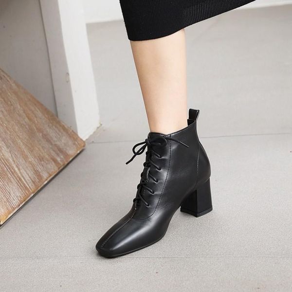 winter 2021 new style boots foreign trade boots square head thick heel high heel single british style short 4, Black
winter 2021 new style boots foreign trade boots square head thick heel high heel single british style short 4, Black