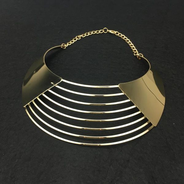 ювелирные изделия панк layered hollow большой сплав ограничители choker ожерелье для женщин мода bib воротник заявление ожерелье 2020 ukmoc, Golden;silver
ювелирные изделия панк layered hollow большой сплав ограничители choker ожерелье для женщин мода bib воротник заявление ожерелье 2020 ukmoc, Golden;silver