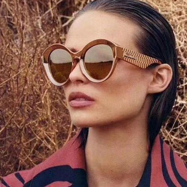 sunglasses luxury round 2021 fashion women brand designer vintage female ladies sun glasses oculos uv4001, White;black
sunglasses luxury round 2021 fashion women brand designer vintage female ladies sun glasses oculos uv4001, White;black