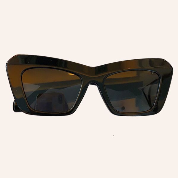 2020classic cat eye women vintage oversized mirror sunglasses shades female luxury designer uv400, White;black
2020classic cat eye women vintage oversized mirror sunglasses shades female luxury designer uv400, White;black