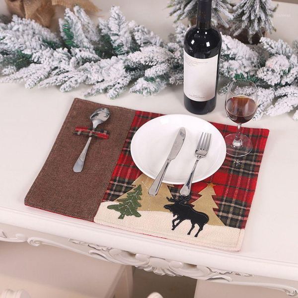 christmas tableware mat plaid holiday table placemats dinner mat dinnerware decoration1
christmas tableware mat plaid holiday table placemats dinner mat dinnerware decoration1