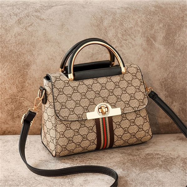 70% off deals online new fashion printing high sense small square bag women's hand simple texture versatile diagonal shoulder
70% off deals online new fashion printing high sense small square bag women's hand simple texture versatile diagonal shoulder