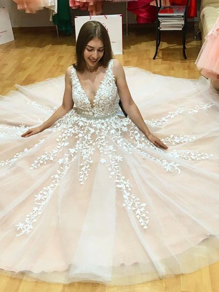 v neck wedding dresses 2020 light champagne floor length applique open back a line backless bridal dress vestido de noiva, White
v neck wedding dresses 2020 light champagne floor length applique open back a line backless bridal dress vestido de noiva, White