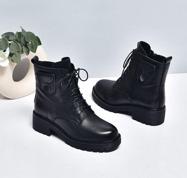 leather women's boots 2020 autumn and winter new side zipper pocket boots comfortable and versatile women's boots, Black
leather women's boots 2020 autumn and winter new side zipper pocket boots comfortable and versatile women's boots, Black