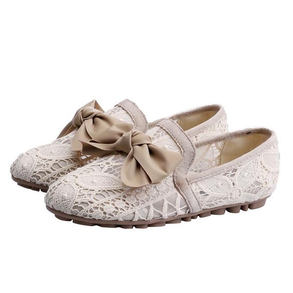 2020 summer lace flat shoes women bow ballet flats lady slip on loafers cloth shoes hollow breathable air mesh large, Black
2020 summer lace flat shoes women bow ballet flats lady slip on loafers cloth shoes hollow breathable air mesh large, Black