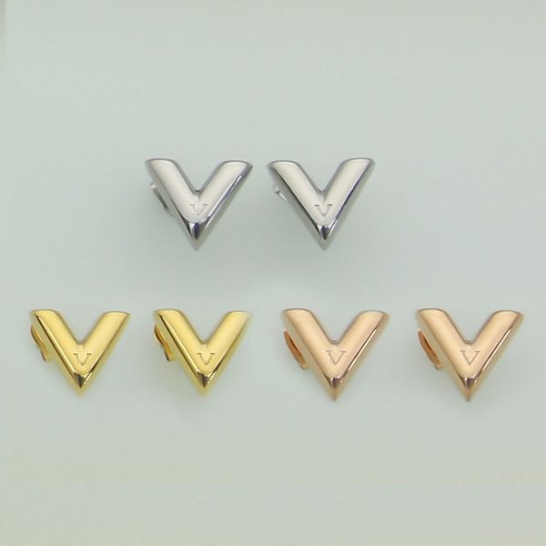 2021 classic vogue letter big size earring 3 color classic ear stud for women lady girl jewelry wholesale price, Golden;silver
2021 classic vogue letter big size earring 3 color classic ear stud for women lady girl jewelry wholesale price, Golden;silver
