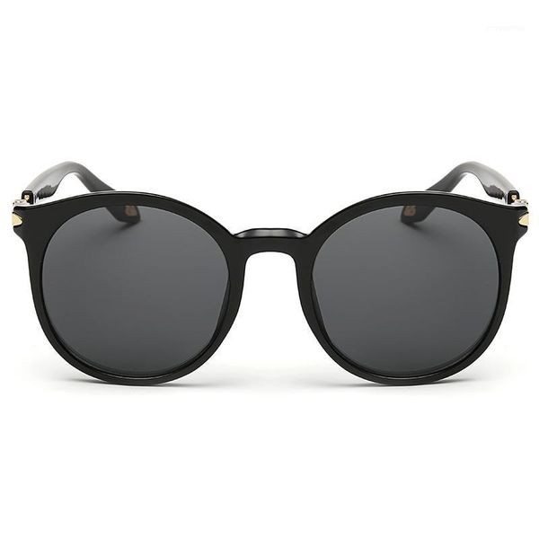 sunglasses women vintage fashion plastic & metal frame glasses female brand sun glasses seven colors1, White;black
sunglasses women vintage fashion plastic & metal frame glasses female brand sun glasses seven colors1, White;black