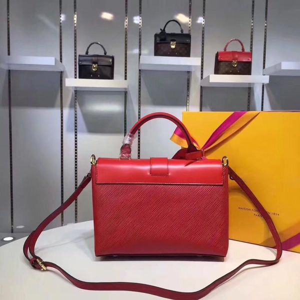 genuine leather 25x19x10cm classic style flower plaid flaps chain shoulder bags women designer brand messenger bag 4 colors #m43125
genuine leather 25x19x10cm classic style flower plaid flaps chain shoulder bags women designer brand messenger bag 4 colors #m43125