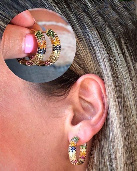 2021 gold filled fashion multi colourful cz circle mini small hoop earring for female women delicate minimal rainbow jewelry, Golden;silver
2021 gold filled fashion multi colourful cz circle mini small hoop earring for female women delicate minimal rainbow jewelry, Golden;silver