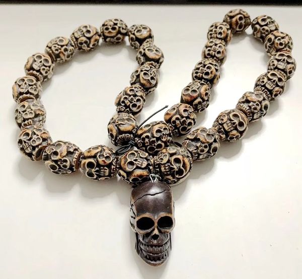 handmade bracelet pendant carved dark color skull totem yak bone beads rock antique jewelry, Black
handmade bracelet pendant carved dark color skull totem yak bone beads rock antique jewelry, Black