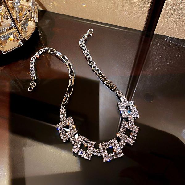 European and American fashion geometric square Necklace All kinds of exaggerated neck, Silver
European and American fashion geometric square Necklace All kinds of exaggerated neck, Silver