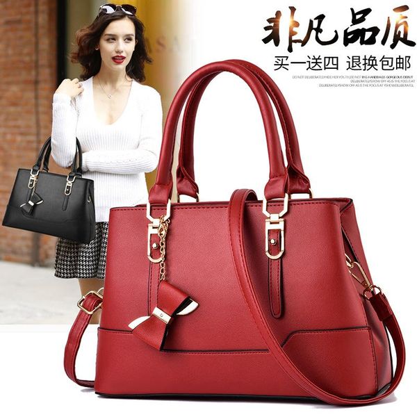 shoulder bags 2021 autumn women's bag fashion one-shoulder leisure large-capacity stiletto purses and handbags luxury designer
shoulder bags 2021 autumn women's bag fashion one-shoulder leisure large-capacity stiletto purses and handbags luxury designer
