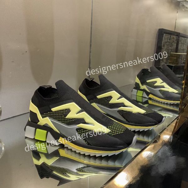 2022 mens shoes sneaker womens paris black white letter colorful blue bright red rice ash grey silvery retro ladies designer casual trainers
2022 mens shoes sneaker womens paris black white letter colorful blue bright red rice ash grey silvery retro ladies designer casual trainers