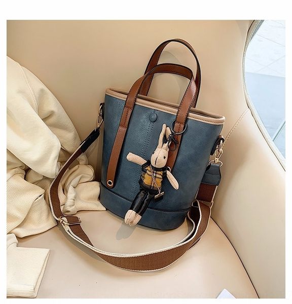 sqrfv crossbody new korean style large capacity women's satchel bucket silk scarf contrast color bucket bag shoulder 2019 fashion handb
sqrfv crossbody new korean style large capacity women's satchel bucket silk scarf contrast color bucket bag shoulder 2019 fashion handb