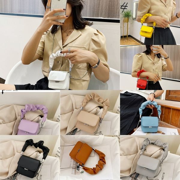 ghqhc 2020 summer new handle shoulder bagkorean kberp cloud portable shoulder fashion messenger women's chain bag bag version
ghqhc 2020 summer new handle shoulder bagkorean kberp cloud portable shoulder fashion messenger women's chain bag bag version