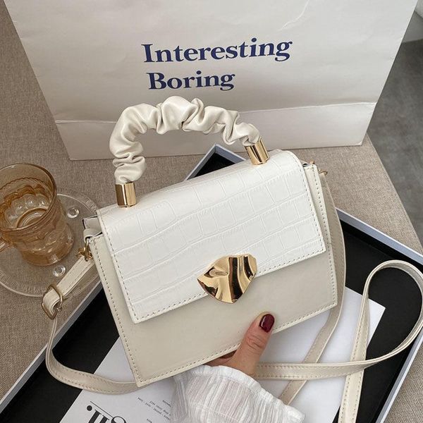 cross body female winter soft plush fur designer handbag deer lock chain shoulder bag smessenger crossbody bags for luxury women bolsa 2021
cross body female winter soft plush fur designer handbag deer lock chain shoulder bag smessenger crossbody bags for luxury women bolsa 2021