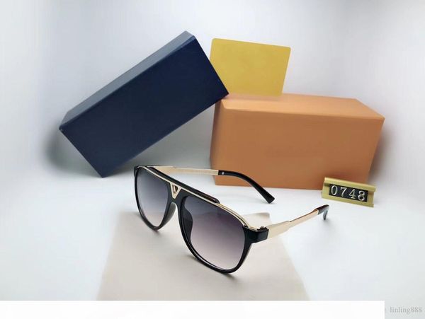 the latest selling popular fashion for men women designer sunglasses square plate metal combination frame anti-uv400 with box, White;black
the latest selling popular fashion for men women designer sunglasses square plate metal combination frame anti-uv400 with box, White;black