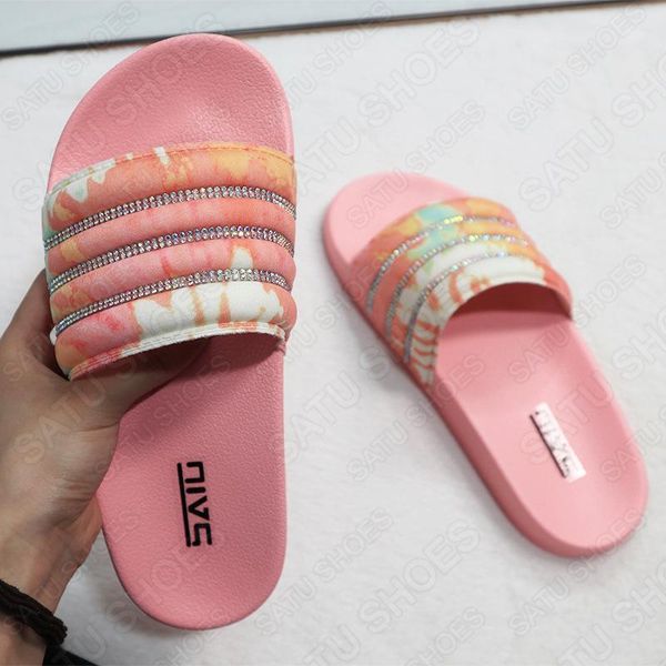 2020 bling bling spring summer shoes women patchwork flowers print sandals slip-on slipper flat ladies outdoor holiday1, Black
2020 bling bling spring summer shoes women patchwork flowers print sandals slip-on slipper flat ladies outdoor holiday1, Black