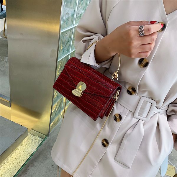 hbp stone grain pu leather messenger bag ladies 2021 mini shoulder bag with metal handle ladies travel handbag handbag
hbp stone grain pu leather messenger bag ladies 2021 mini shoulder bag with metal handle ladies travel handbag handbag