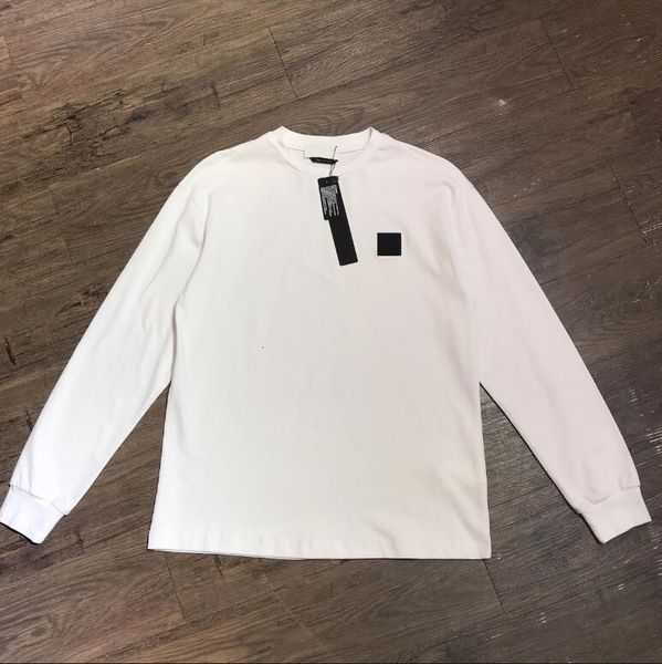 20ss geometric badge long-sleeved t-shirt for men women fashion blouse with letters spring shirts homme clothing, White
20ss geometric badge long-sleeved t-shirt for men women fashion blouse with letters spring shirts homme clothing, White