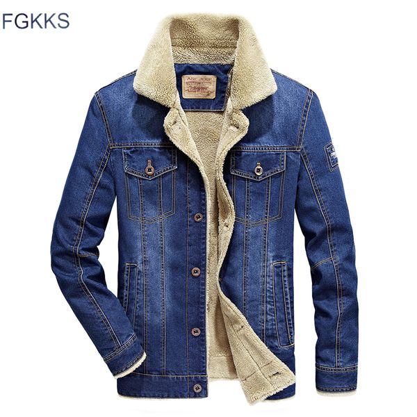 fgkks brand men denim jacket autumn winter men's fashion aviator button warm men's jackets coat 201111, Black;brown
fgkks brand men denim jacket autumn winter men's fashion aviator button warm men's jackets coat 201111, Black;brown
