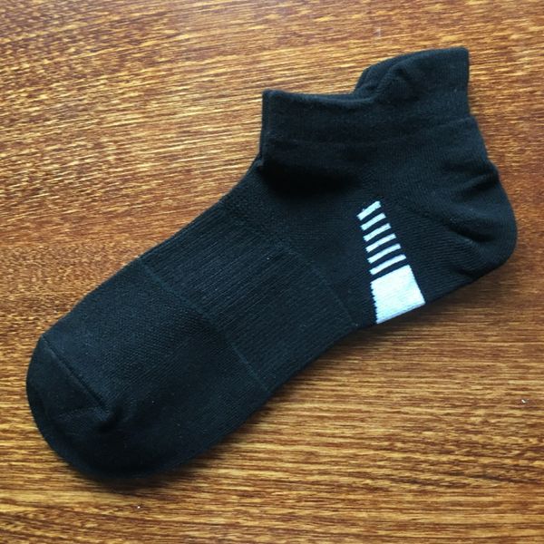 ухо мужчины socksbasketball лодка socksshort хлопок весна лето осень мужская лодка носки чистого хлопка баскетбол носки nlsc4, Black
ухо мужчины socksbasketball лодка socksshort хлопок весна лето осень мужская лодка носки чистого хлопка баскетбол носки nlsc4, Black