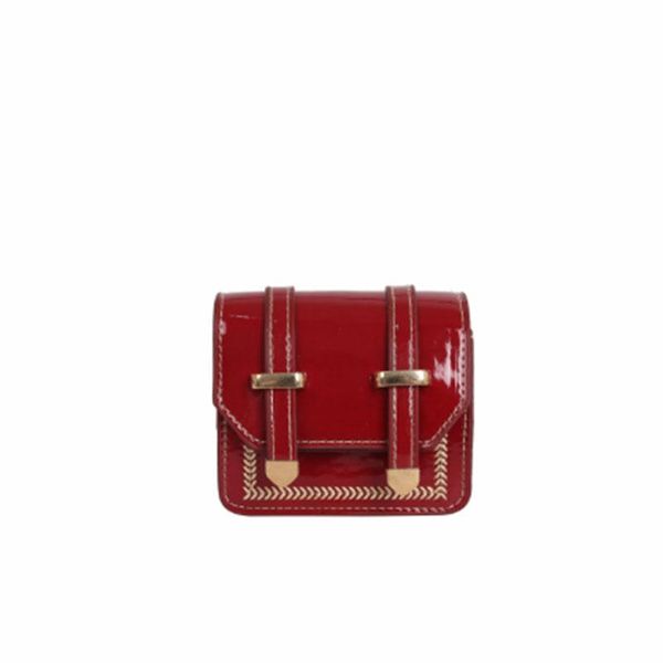 cross body 2021 fashion mini bag patent leather small square chain list for women's versatile sequin shoulder bags cow flap
cross body 2021 fashion mini bag patent leather small square chain list for women's versatile sequin shoulder bags cow flap