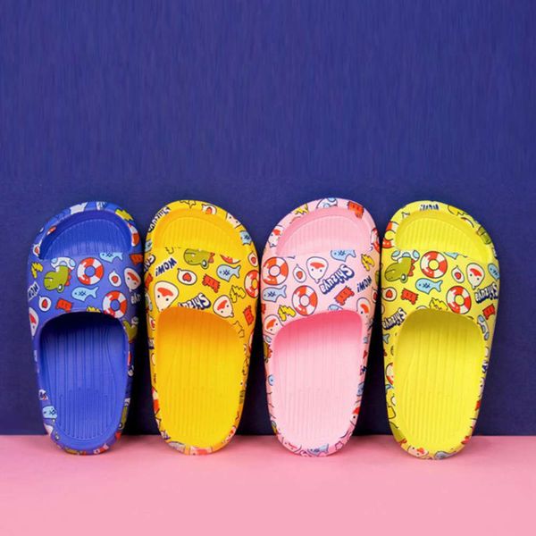 household cartoon children's boys and girls cute baby one line slippers can be worn outside, Black;red 
household cartoon children's boys and girls cute baby one line slippers can be worn outside, Black;red