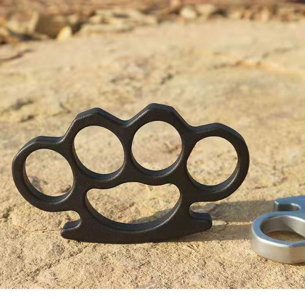 self defense metal iron four finger tiger metal ring fight legal ring glass fiber defense hand brace against 004
self defense metal iron four finger tiger metal ring fight legal ring glass fiber defense hand brace against 004