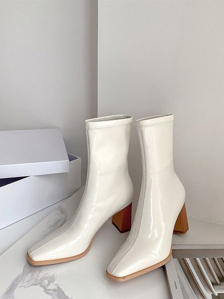 2020 new small square-headed solid leather heel high female fashion boots mwlc, Black