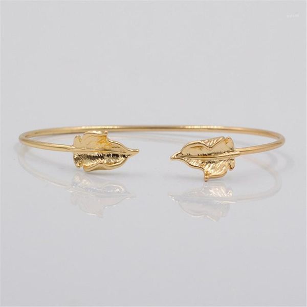 leaves decor girl bracelet charming bracelet fashion women christmas party open bangle girl hand jewelry deion teenage1, Golden;silver
leaves decor girl bracelet charming bracelet fashion women christmas party open bangle girl hand jewelry deion teenage1, Golden;silver