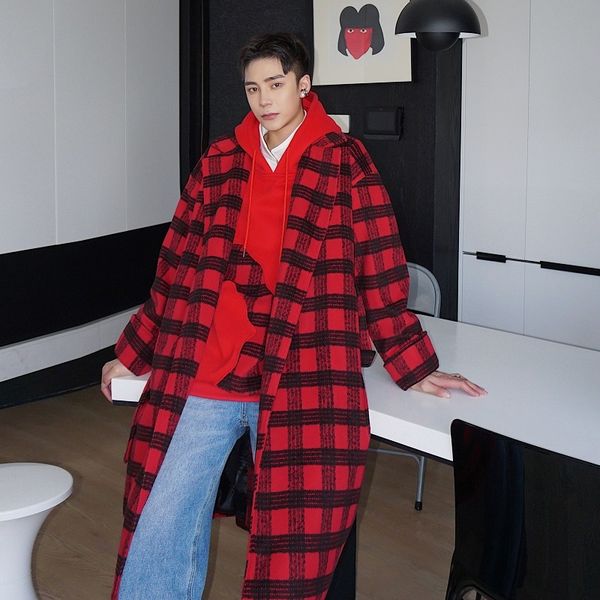 2020 man red christmas plaid vintage streetwear long coat trench outerwear male jacket heui, Black;brown
2020 man red christmas plaid vintage streetwear long coat trench outerwear male jacket heui, Black;brown