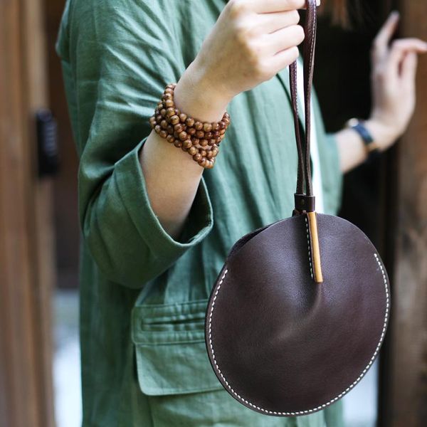 benviched ladies' genuine leather bag 2020 new fashion women small round bag coin purse retro manual original handbag c492
benviched ladies' genuine leather bag 2020 new fashion women small round bag coin purse retro manual original handbag c492