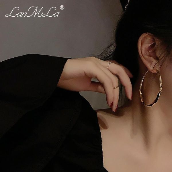 lanmila fashion hyperbole twisted hoop earrings women jewelry, Golden;silver
lanmila fashion hyperbole twisted hoop earrings women jewelry, Golden;silver
