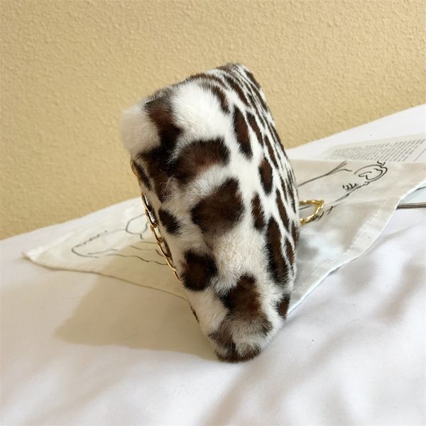 simply crossbody bags zebra printed plush shoulder messenger bag lady chain travel small handbags for women 2020
simply crossbody bags zebra printed plush shoulder messenger bag lady chain travel small handbags for women 2020