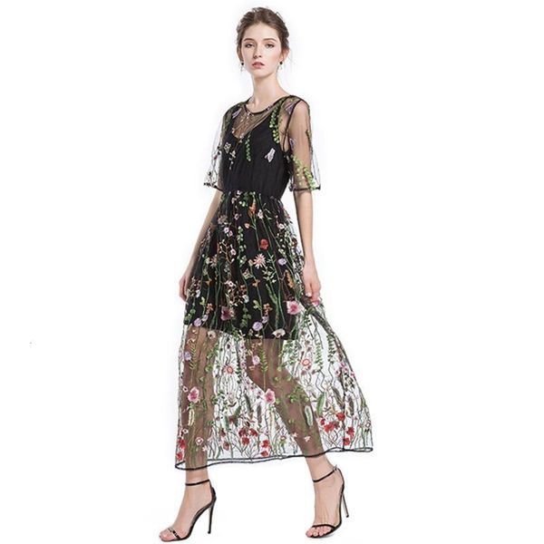 new large women's embroidered lace 2019 dress summer two piece set, Black;gray
new large women's embroidered lace 2019 dress summer two piece set, Black;gray