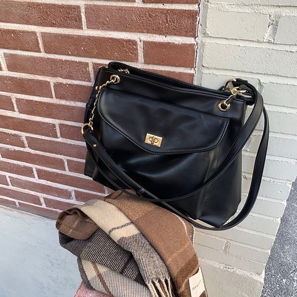 black crossbody bag womens 2022 new fashion totes pu soft leather large capacity zip shoulder hobos bag wholesale
black crossbody bag womens 2022 new fashion totes pu soft leather large capacity zip shoulder hobos bag wholesale