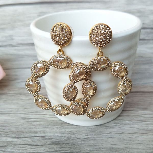 1 pair gorgeous flower vintage bohemia pendants,water drop semi precious stone charm bohemian style earrings for women, Golden;silver
1 pair gorgeous flower vintage bohemia pendants,water drop semi precious stone charm bohemian style earrings for women, Golden;silver