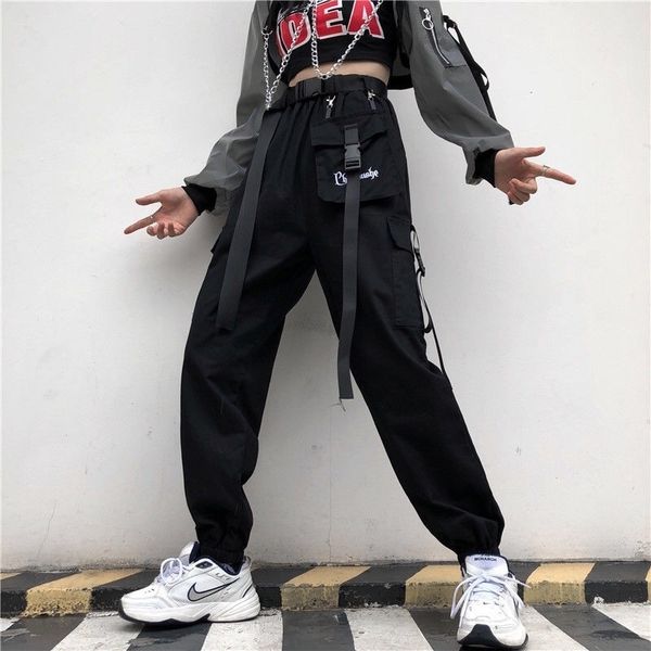 eachin fashion women streetwear cargo pant korean wide leg elastic waist harem pant female casual loose jogger trouser with belt 201031, Black;white
eachin fashion women streetwear cargo pant korean wide leg elastic waist harem pant female casual loose jogger trouser with belt 201031, Black;white