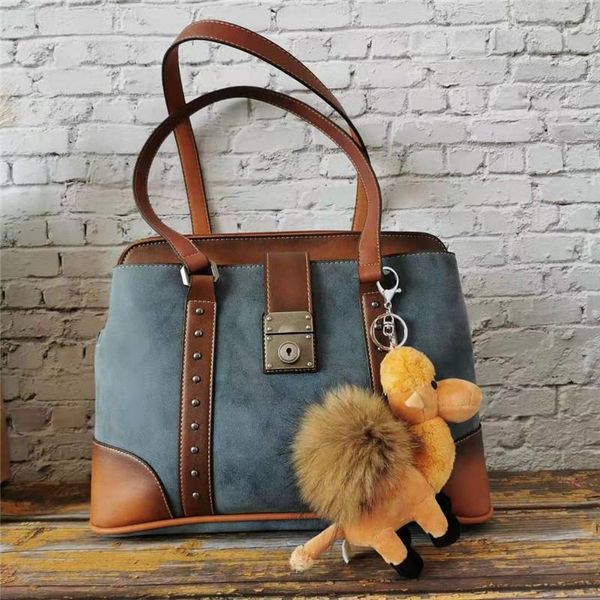 evening bags leather women's handle casual tote ladies designer handbags vintage female travel briefcase shoulder bag
evening bags leather women's handle casual tote ladies designer handbags vintage female travel briefcase shoulder bag